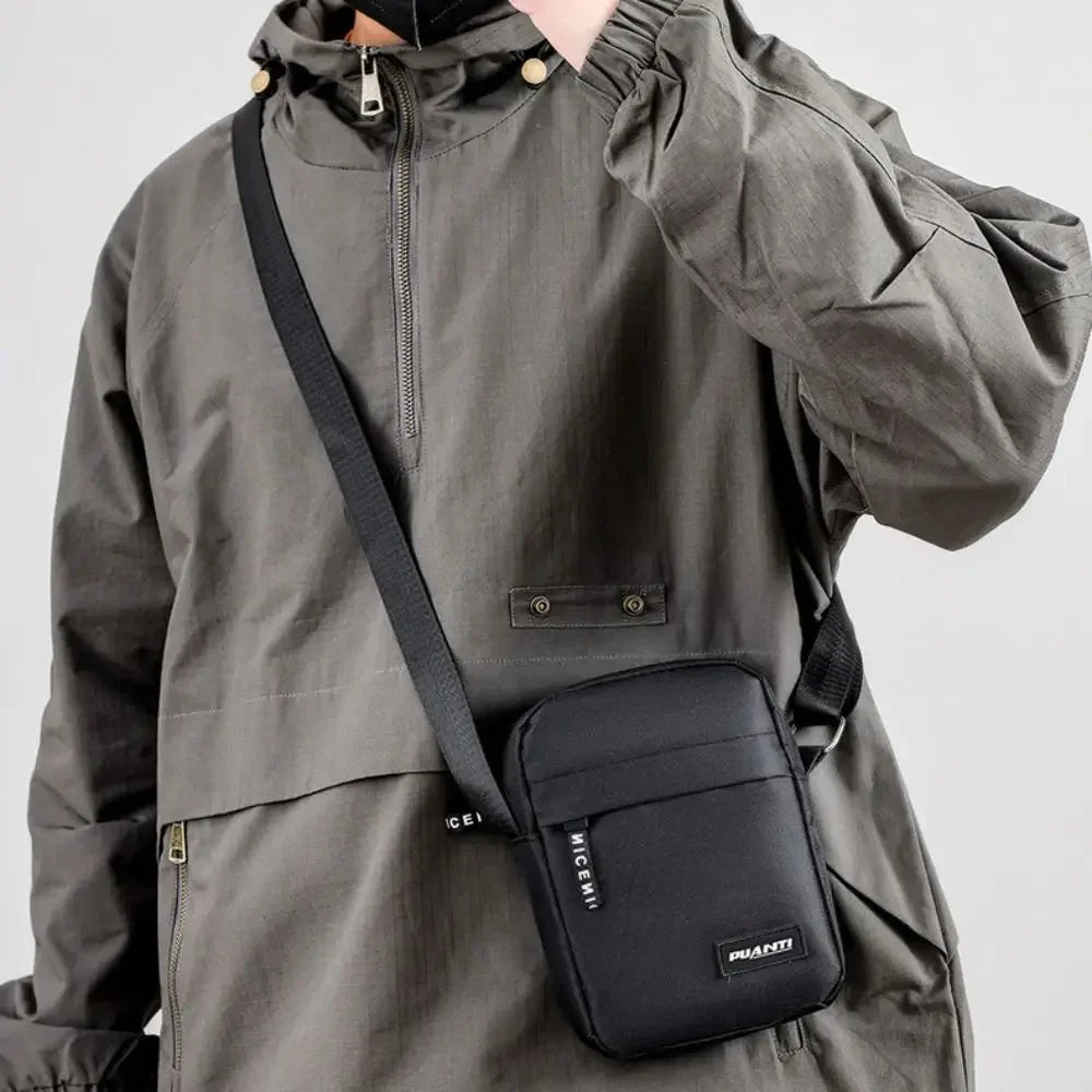 Bolso Masculino Multifunción de Nylon | Bandolera, Mensajero y Casual | Elegante, Compacto y Resistente
